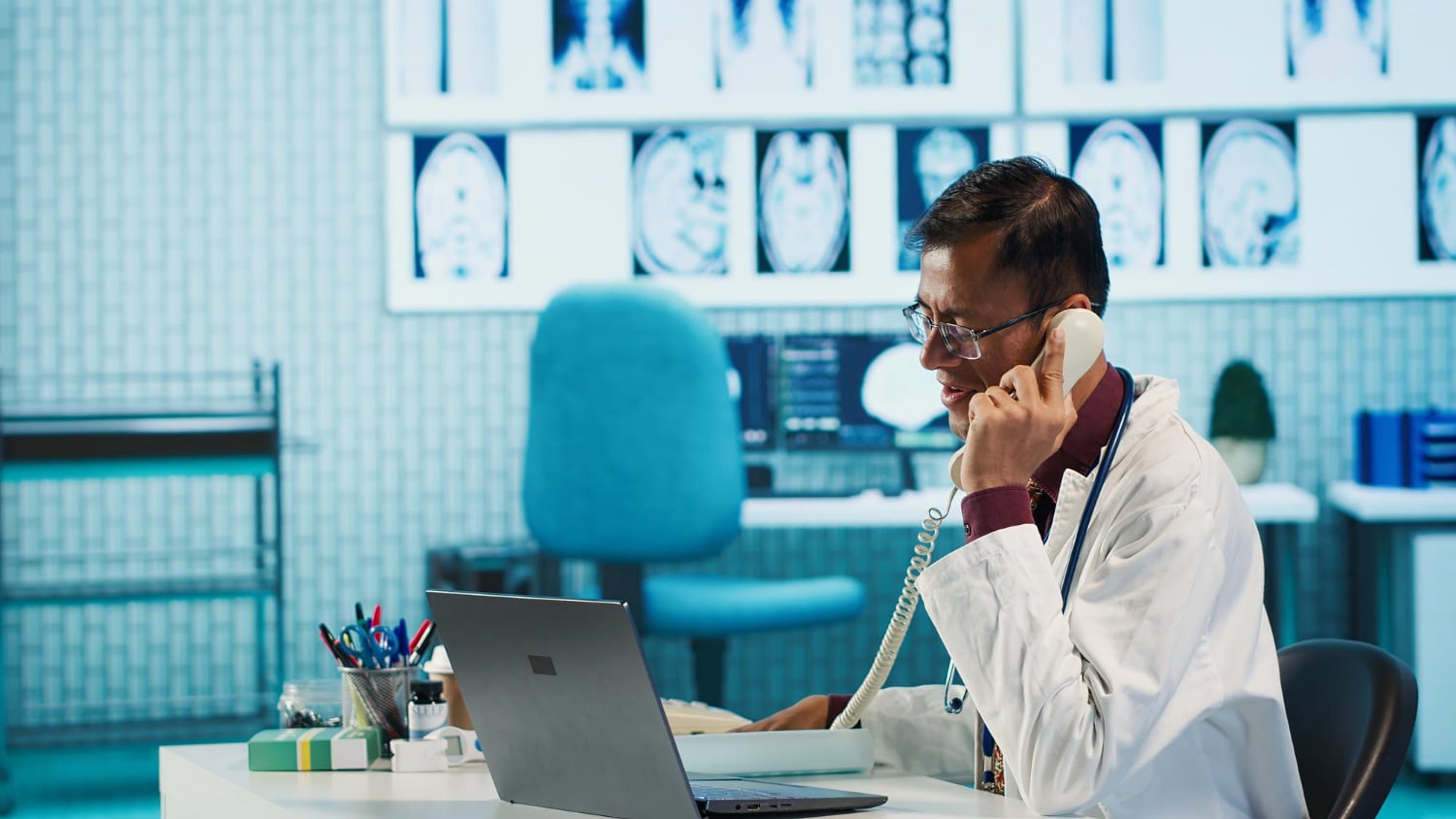Contact Doctor Care Online - Online doctor support in Spain